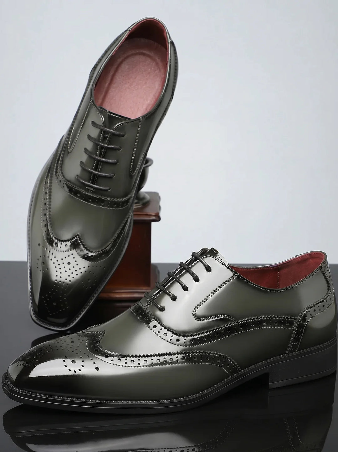 Cambridge Brogue Dress Shoes