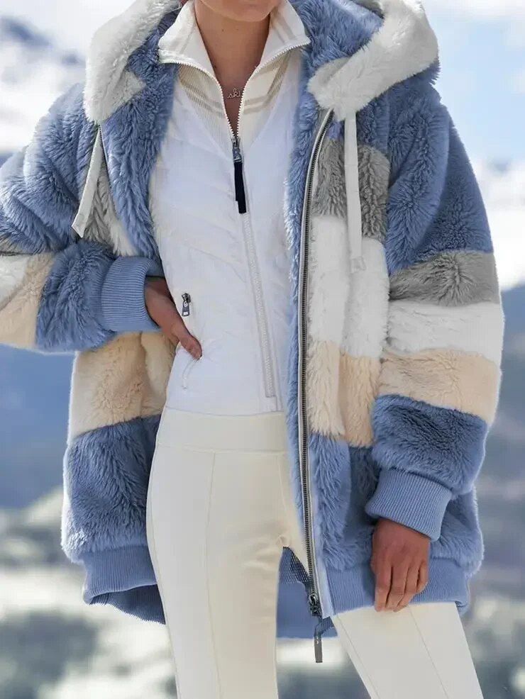 Lowkey Luxe | Winter Jacket with Hood and Zipper