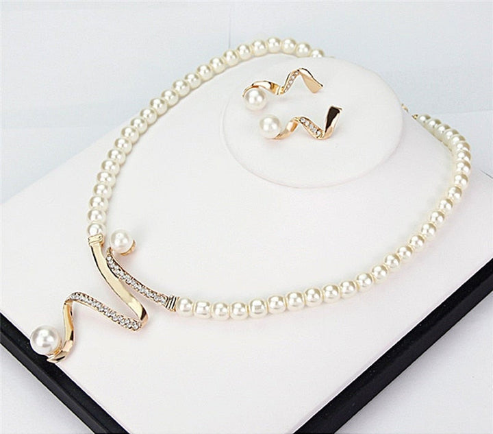 Classic Luminous Necklace &amp; Earring Set