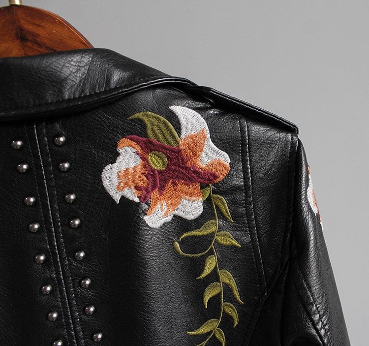 Smooth Chill | Black Floral Night Jacket