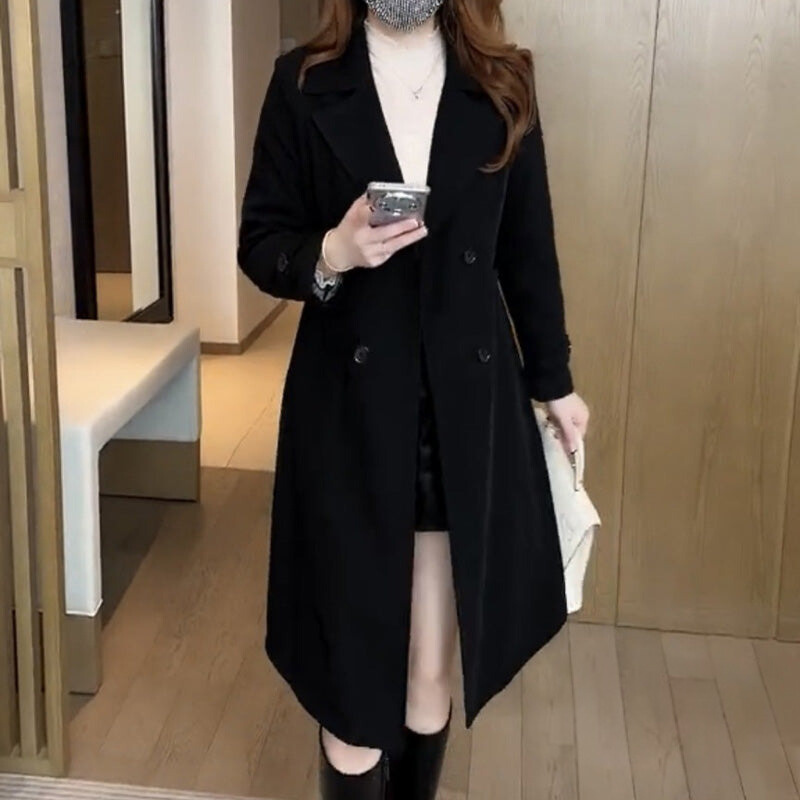 Still Warmth | The Wol Trenchcoat
