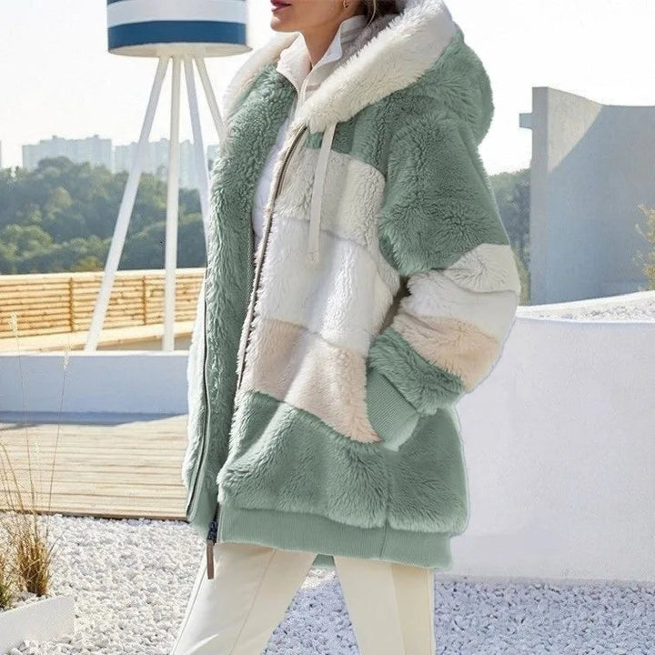 Lowkey Luxe | Winter Jacket with Hood and Zipper