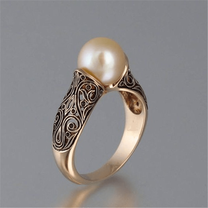 Vintage Luminous Halo Ring