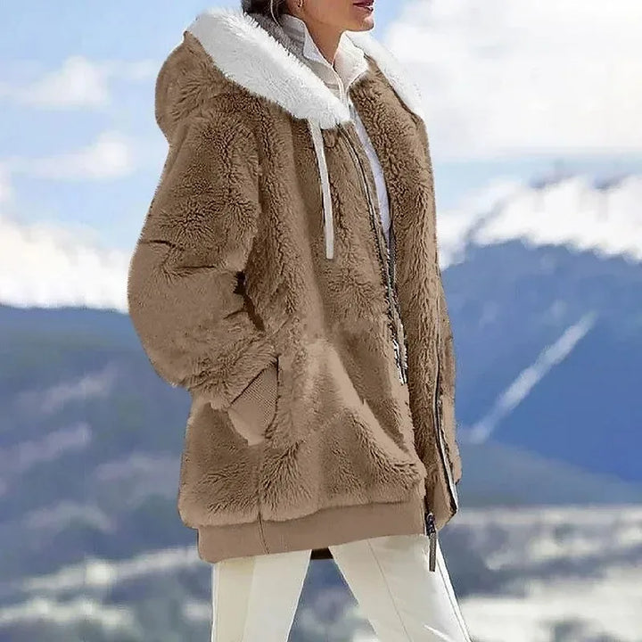 Lowkey Luxe | Winter Jacket with Hood and Zipper