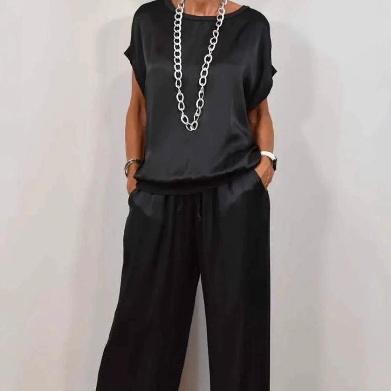 Calira | Elegant Daily Set
